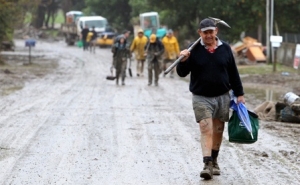 Easter Storm cleanup Waimarama 2011